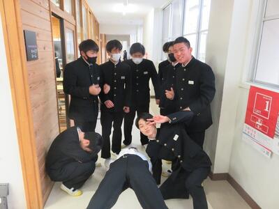 放送の瞬間の様子